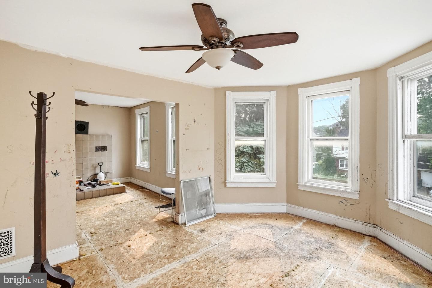 19 W Hinckley Avenue photo 19