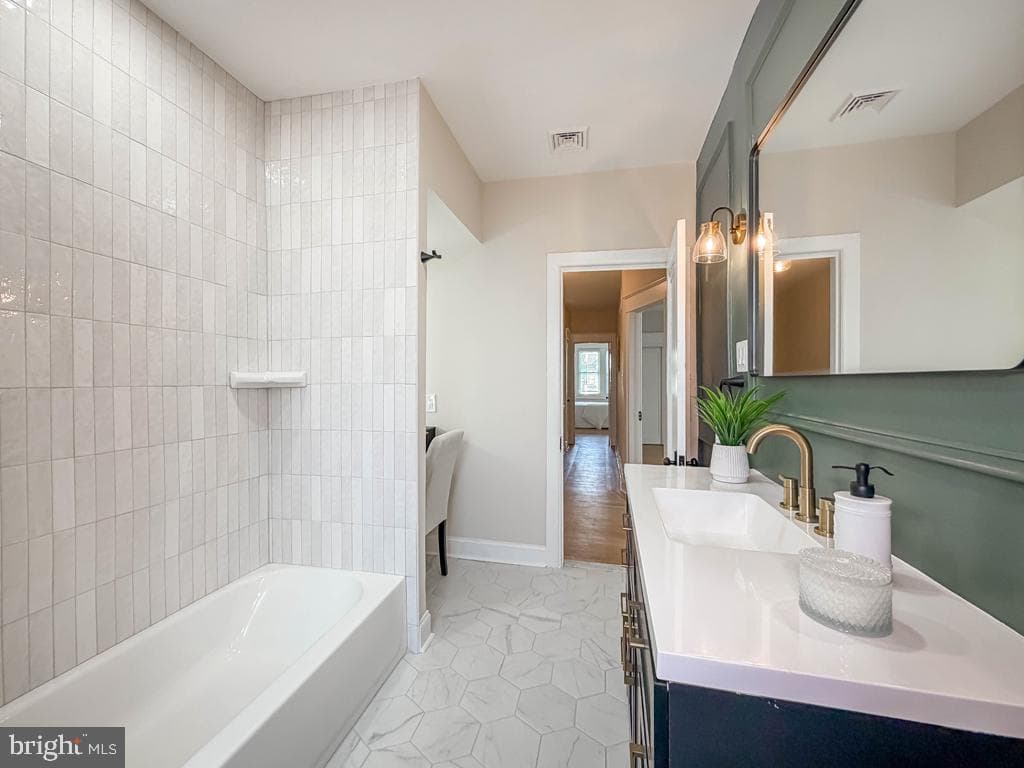 1042 Duncan Avenue photo 20