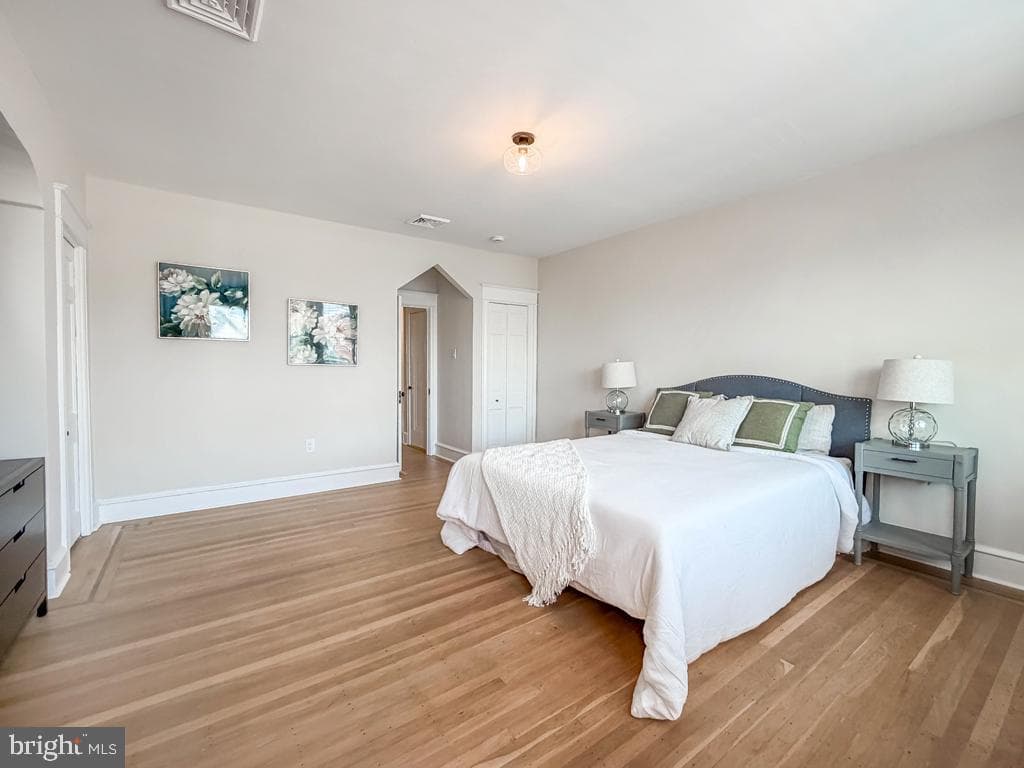 1042 Duncan Avenue photo 25