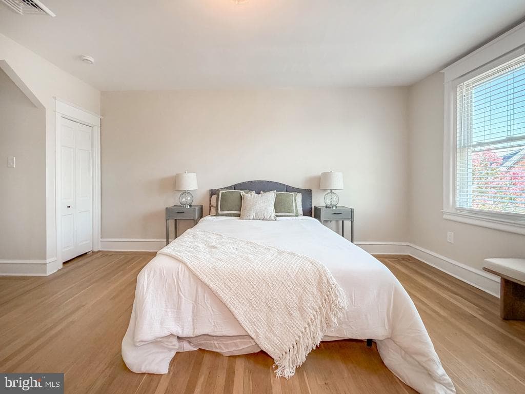1042 Duncan Avenue photo 26
