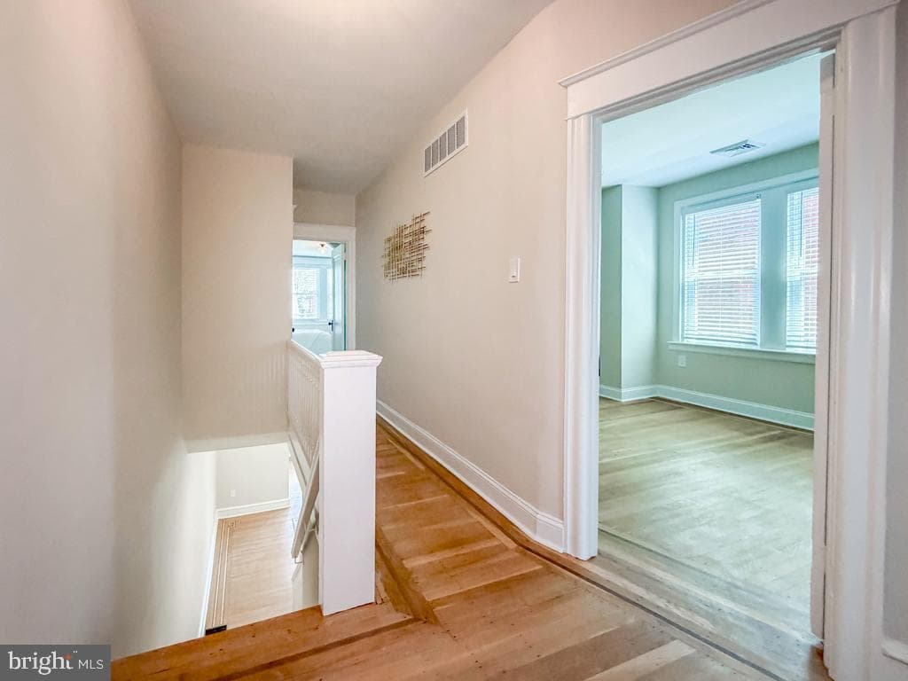 1042 Duncan Avenue photo 29