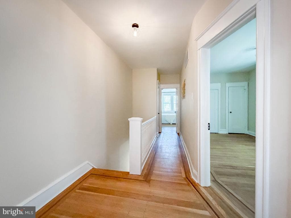 1042 Duncan Avenue photo 30