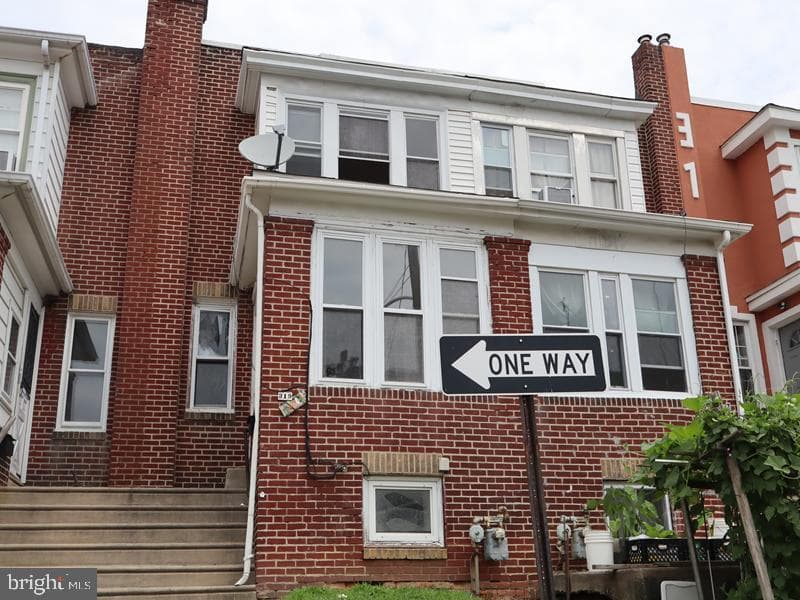319 Avon Road, Upper Darby