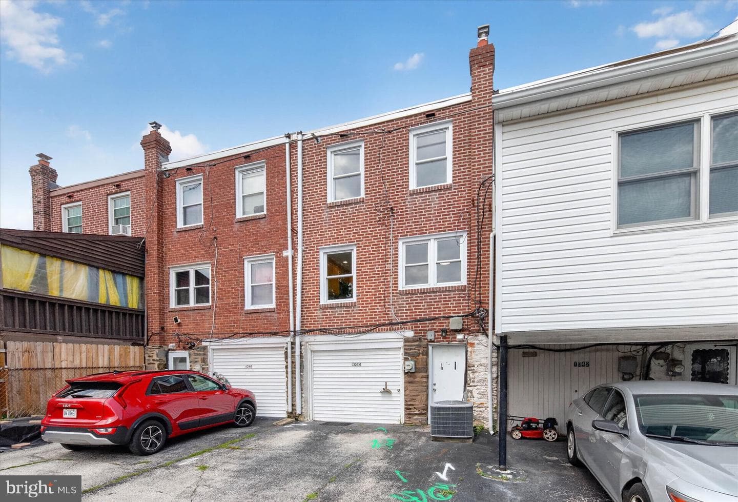 1044 W Ashland Avenue photo 19