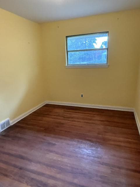 3546 Woodcrest Avenue photo 5