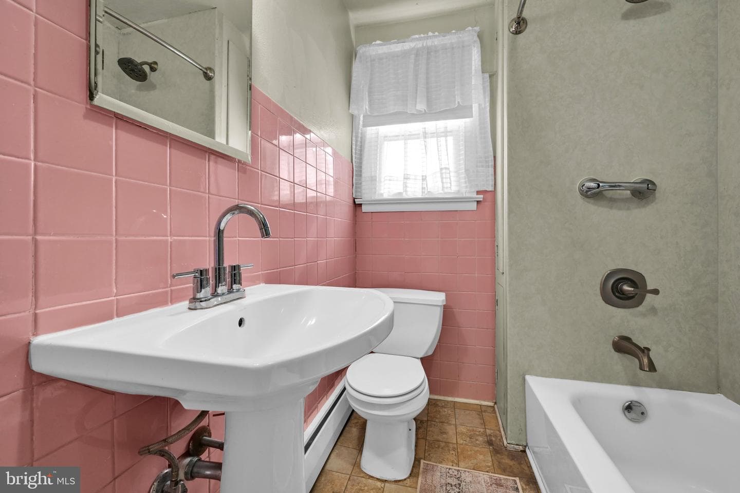 1212 Anderson Avenue photo 18