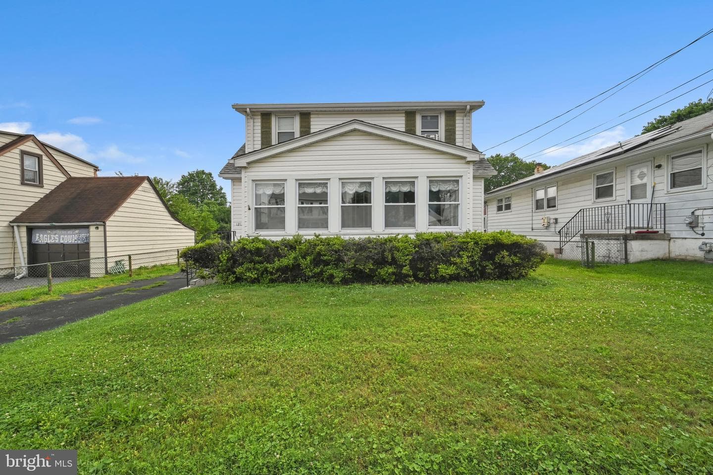 1212 Anderson Avenue photo 3