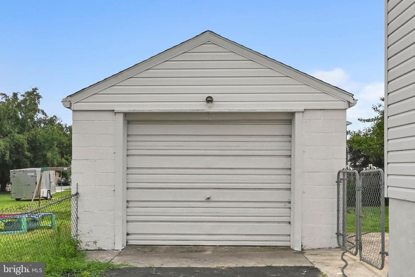 1212 Anderson Avenue photo 31