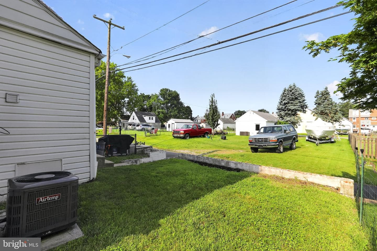 531 Jansen Avenue photo 26