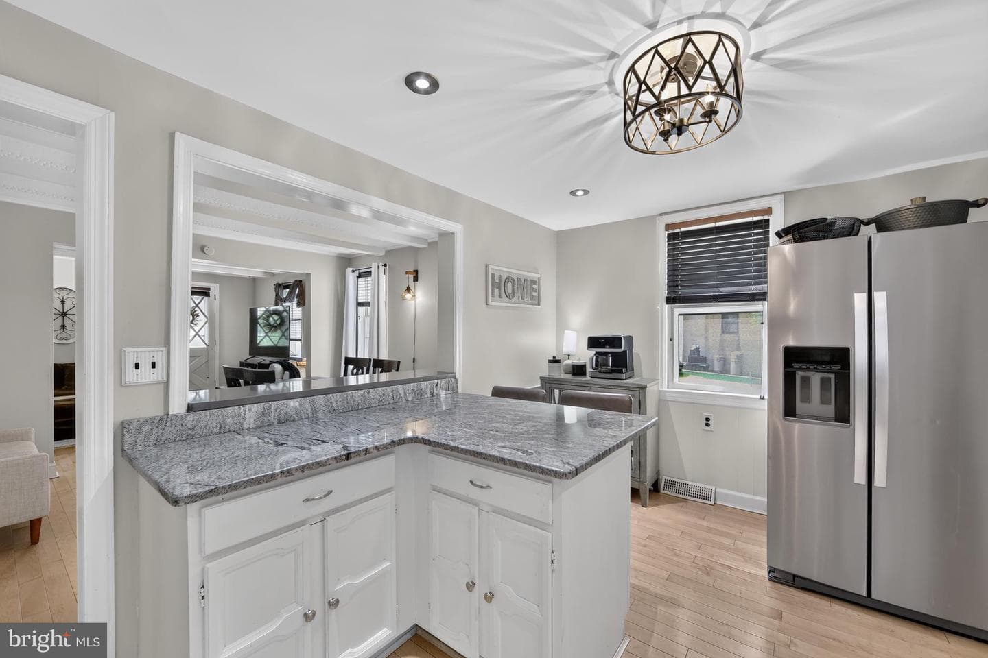 242 Elm Avenue photo 8