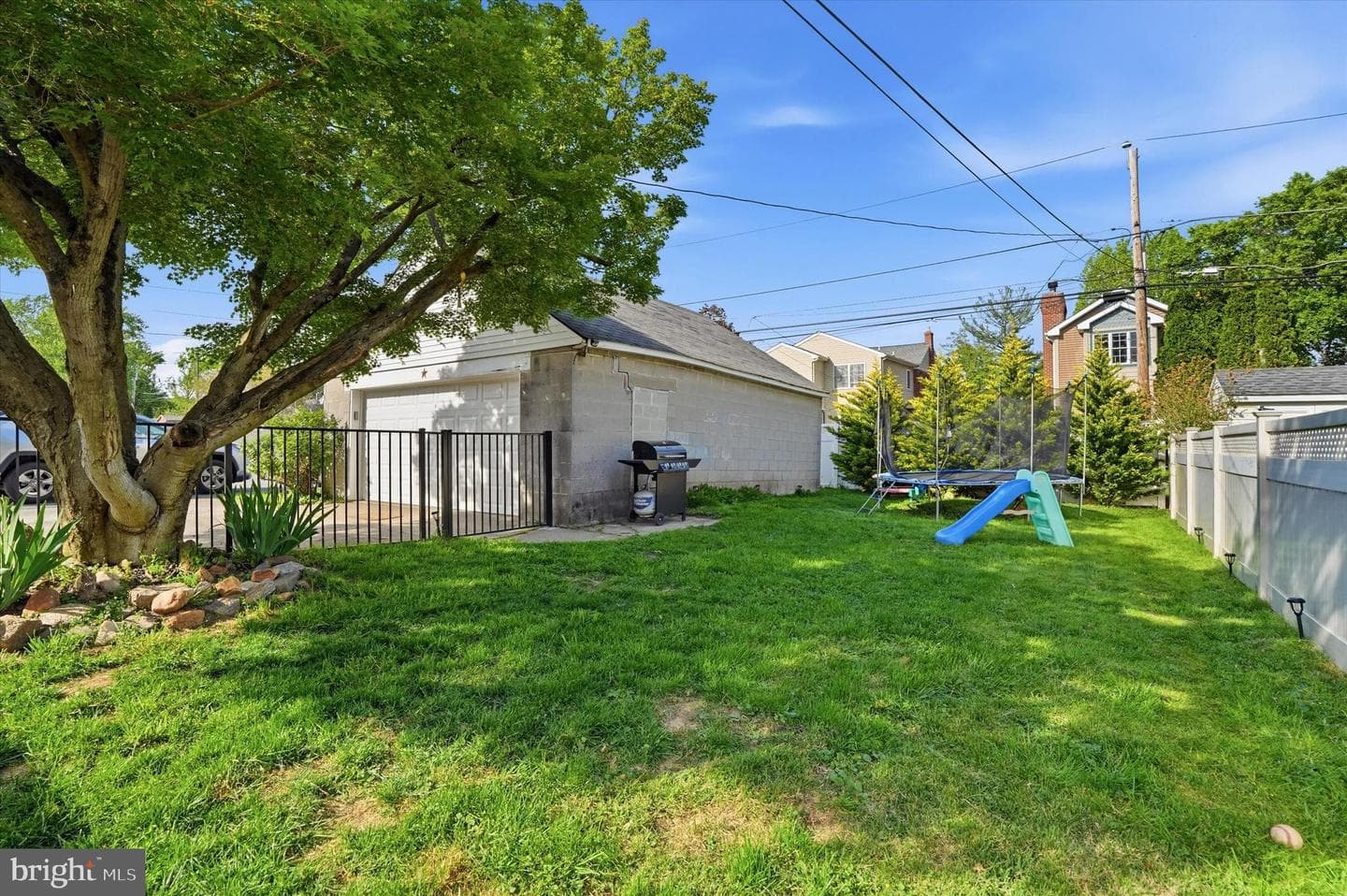 2621 Ashwood Drive photo 30
