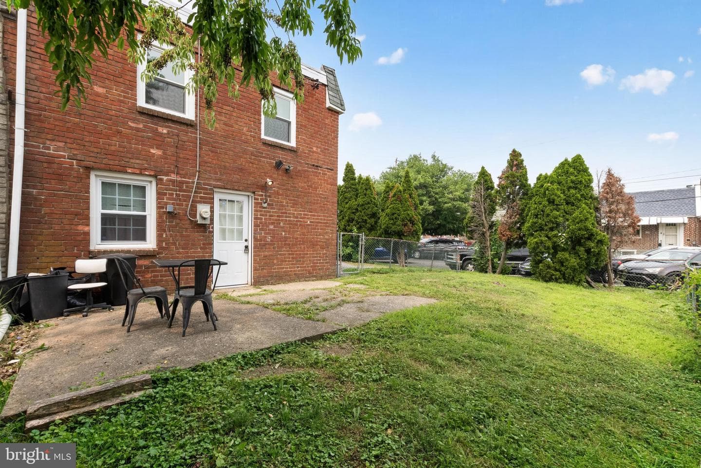 1539 Summit Street photo 19
