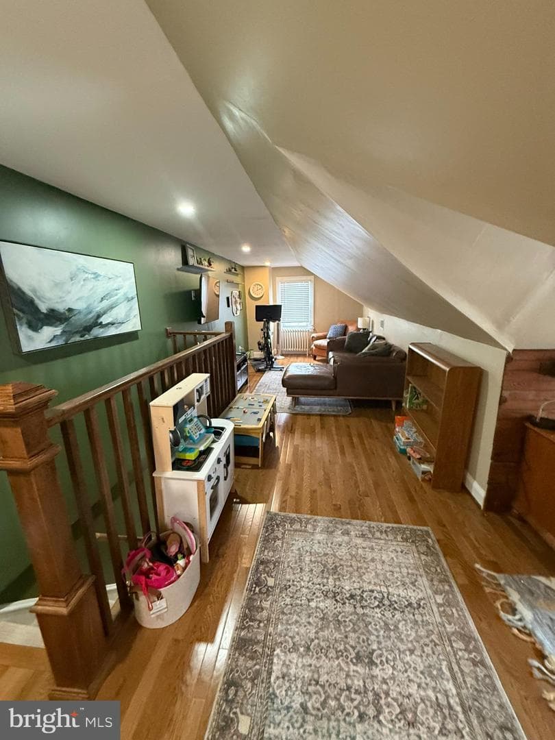 2703 Belmont Avenue photo 23