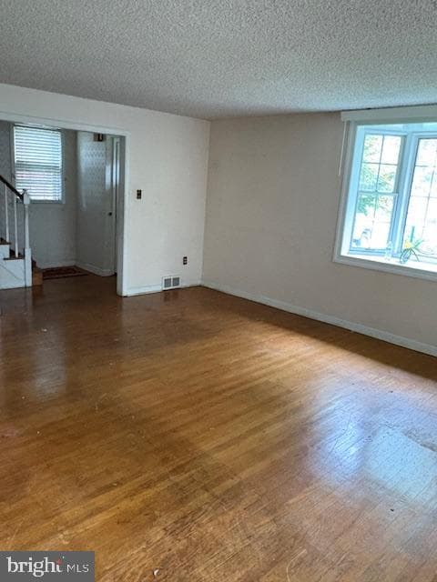 17 W Greenwood Avenue photo 4