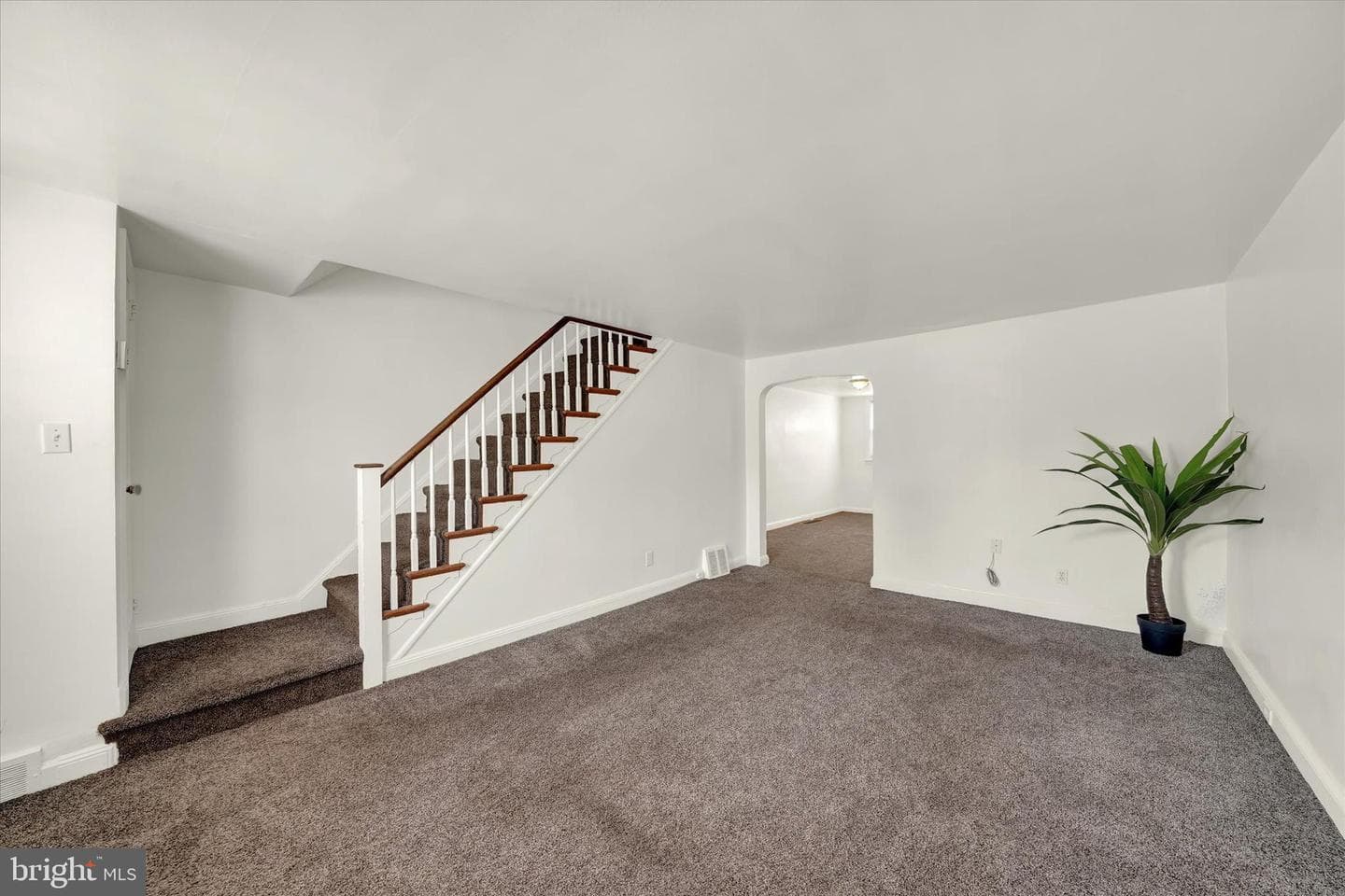 142 W 21st Street, Chester