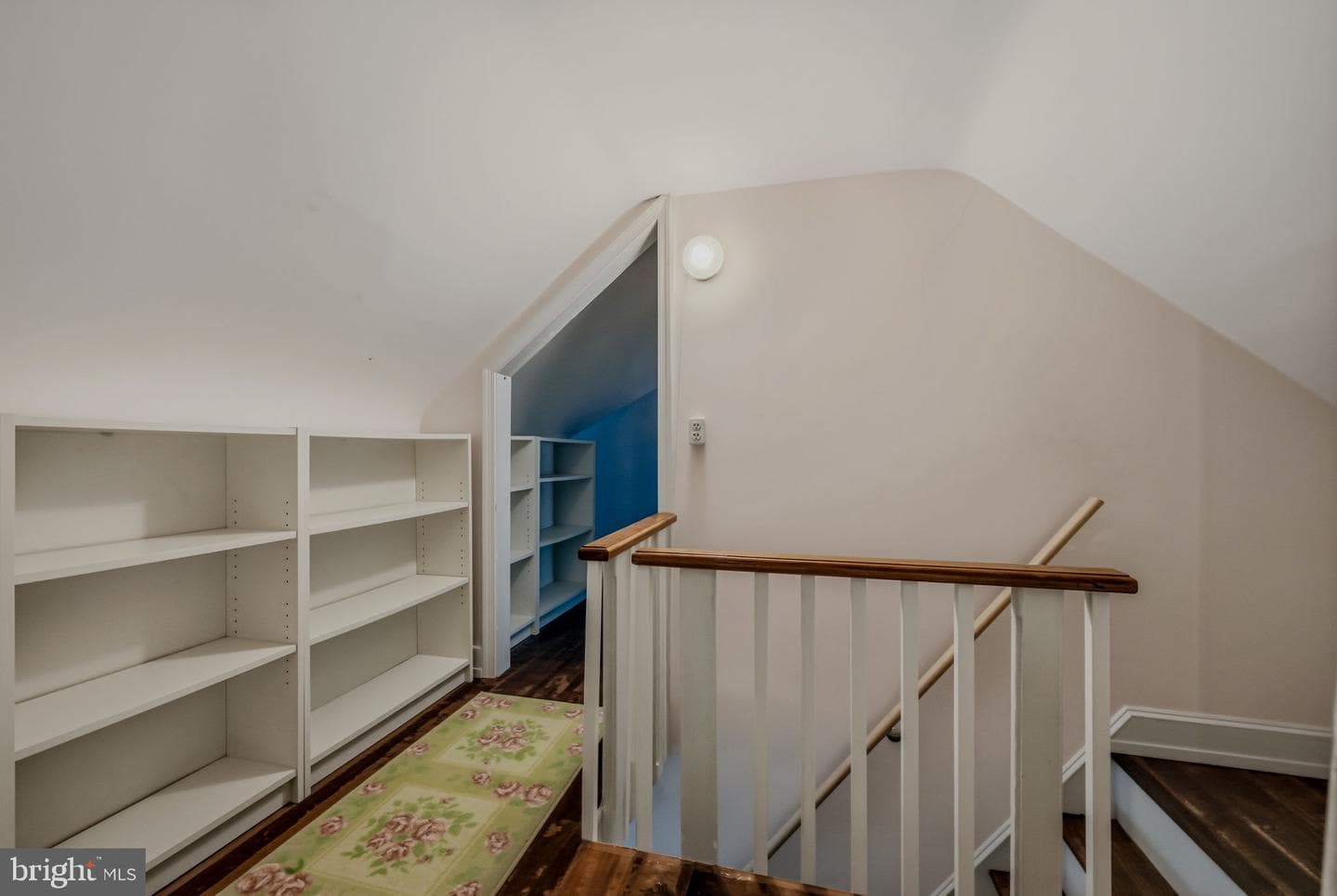 2552 Naamans Creek Road photo 39