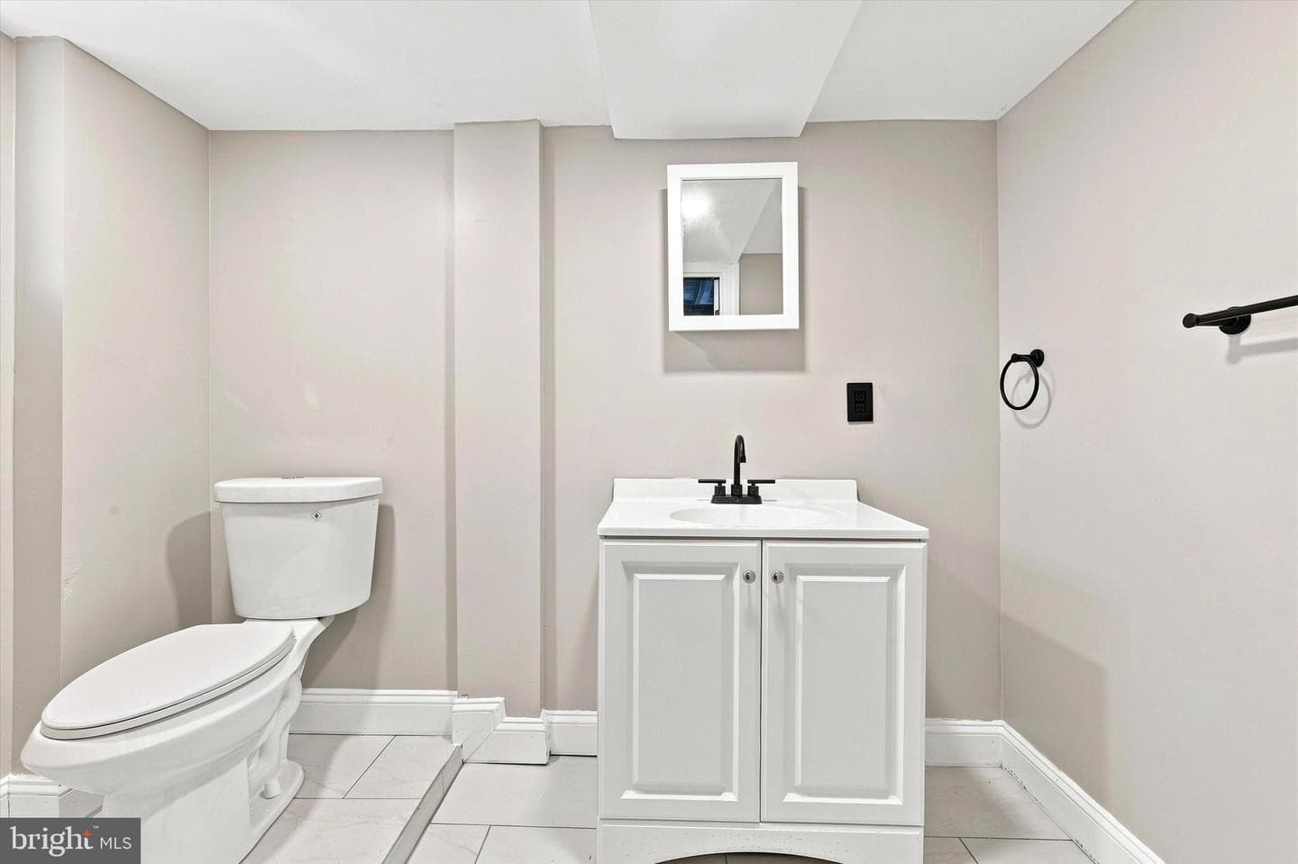 208 Marshall Avenue photo 14