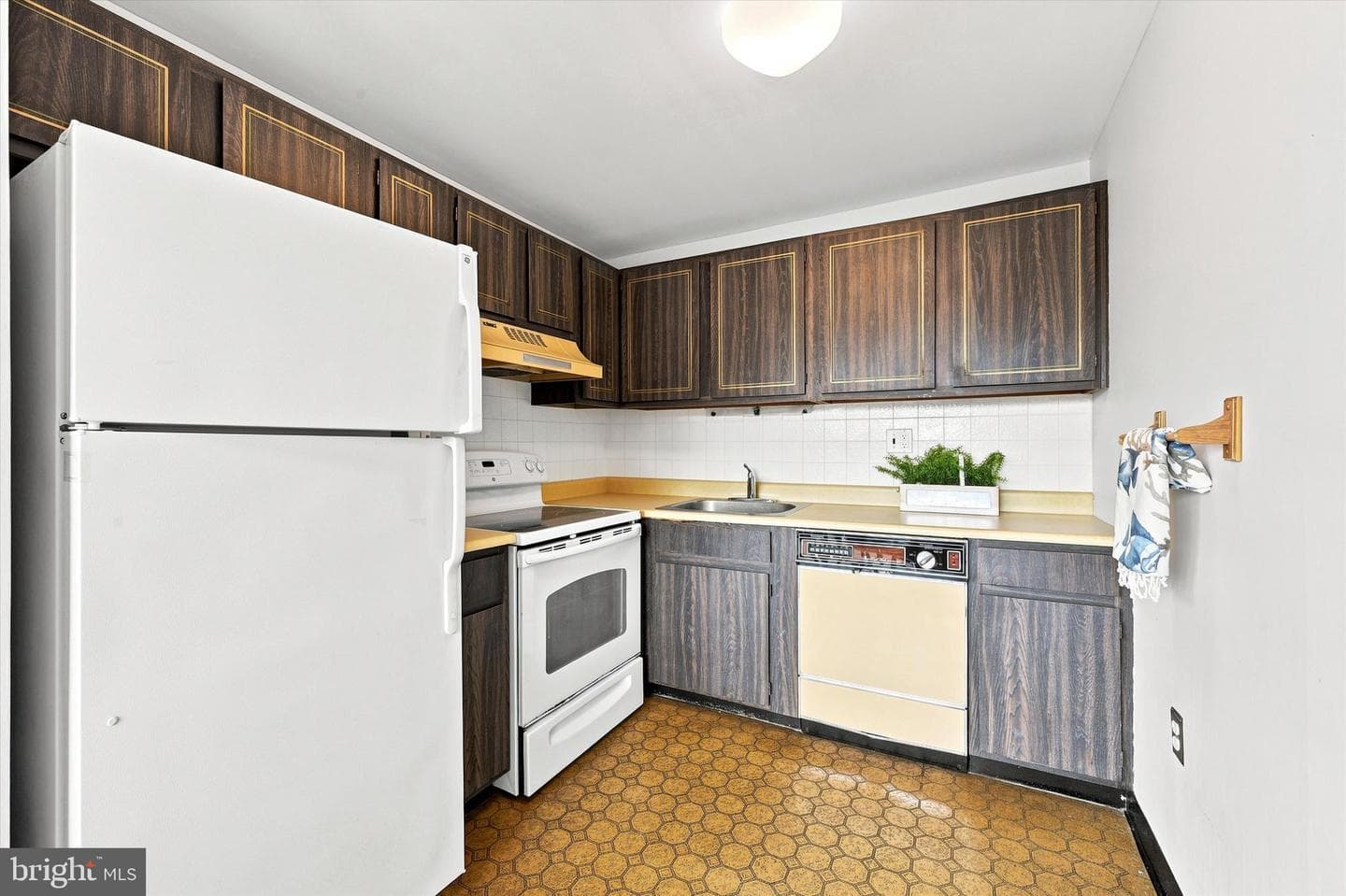 501 N Providence Road #412 photo 7