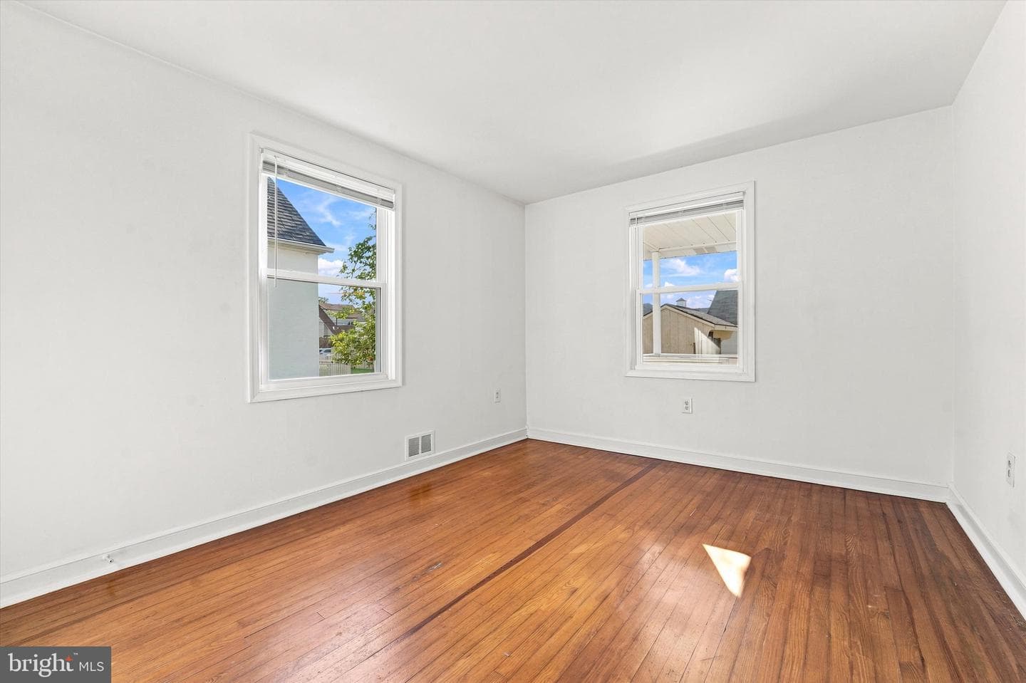 703 Media Parkway photo 15