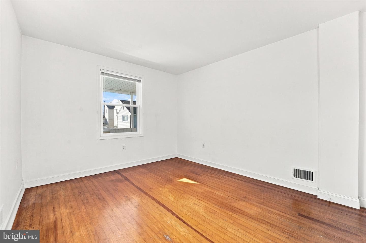 703 Media Parkway photo 16