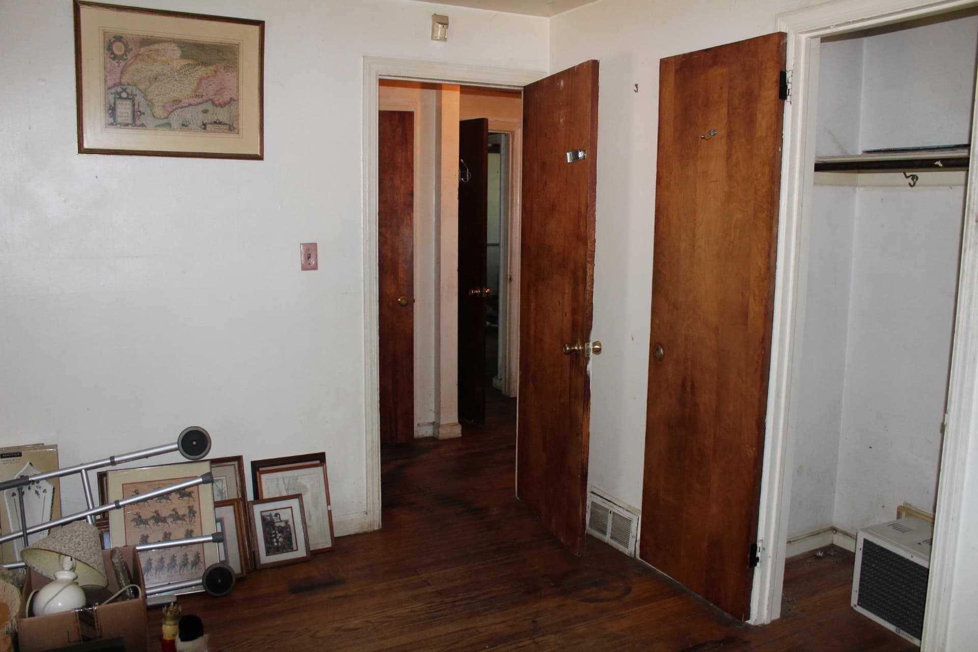 135 E Greenwood Avenue photo 11