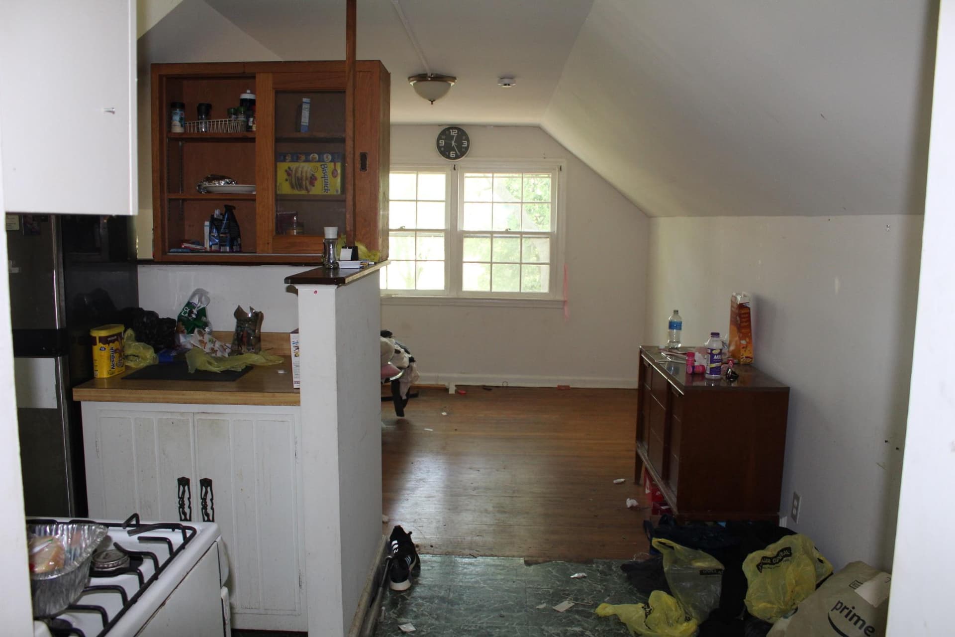 135 E Greenwood Avenue photo 23