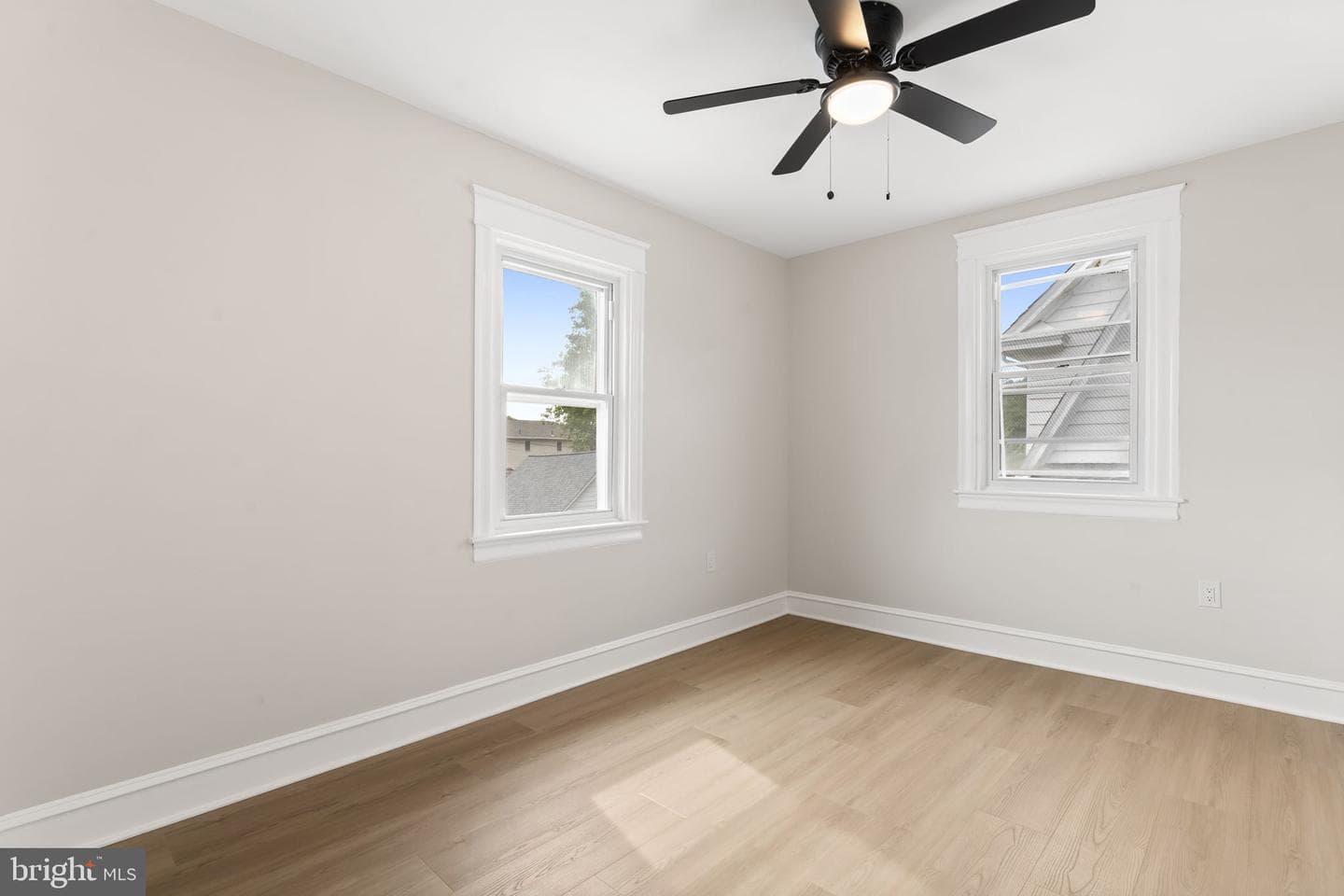 820 Wilde Avenue photo 22