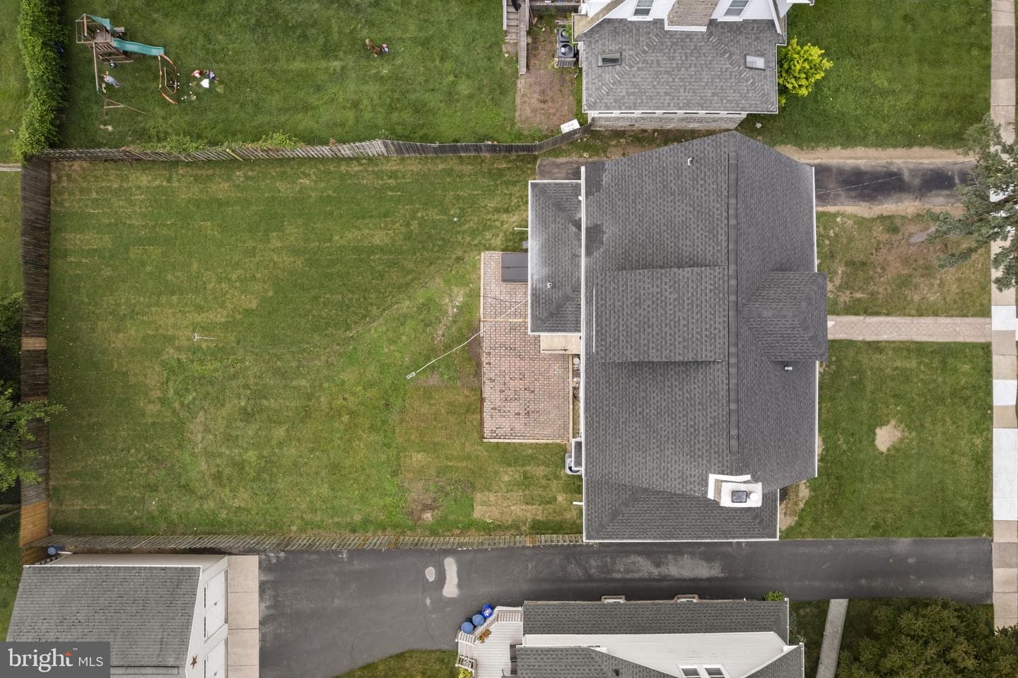 820 Wilde Avenue photo 39
