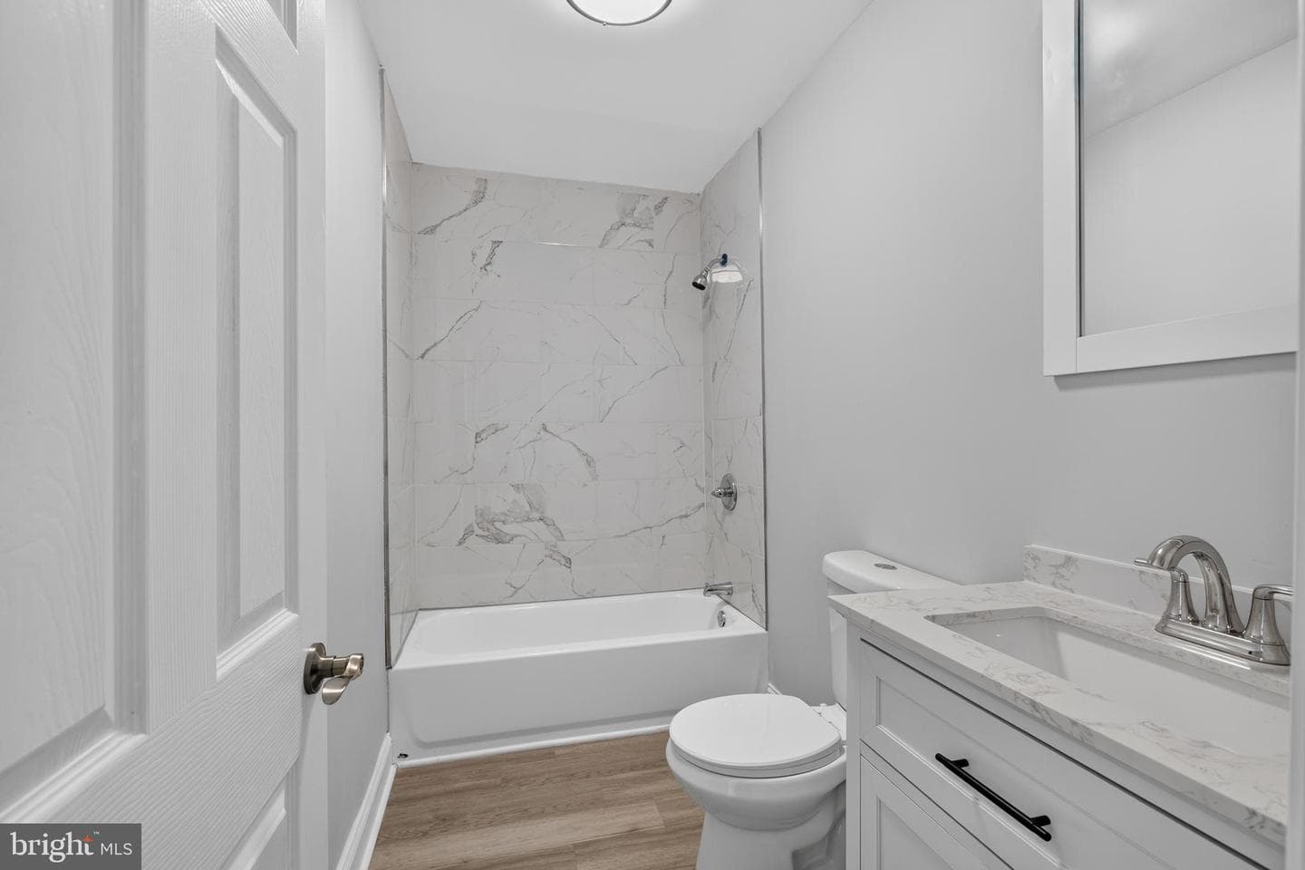21 W 9th Street photo 13