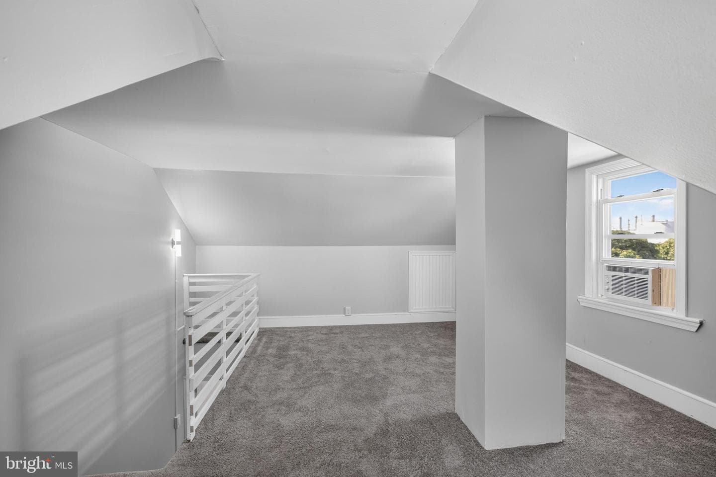 21 W 9th Street photo 24