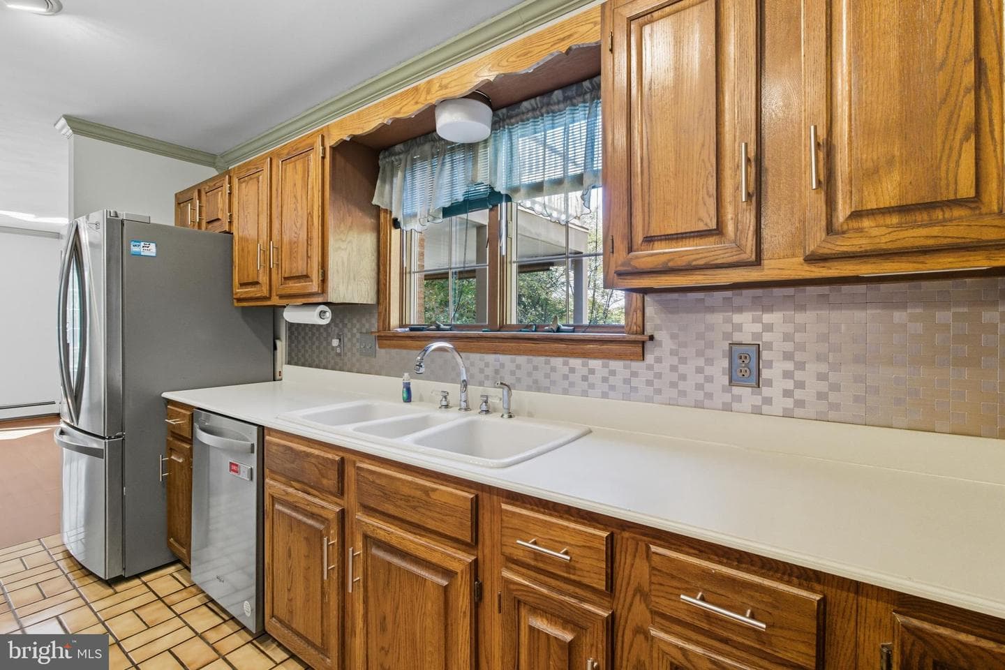 390 Comfort Lane photo 5