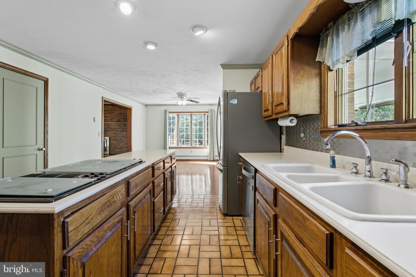390 Comfort Lane photo 6