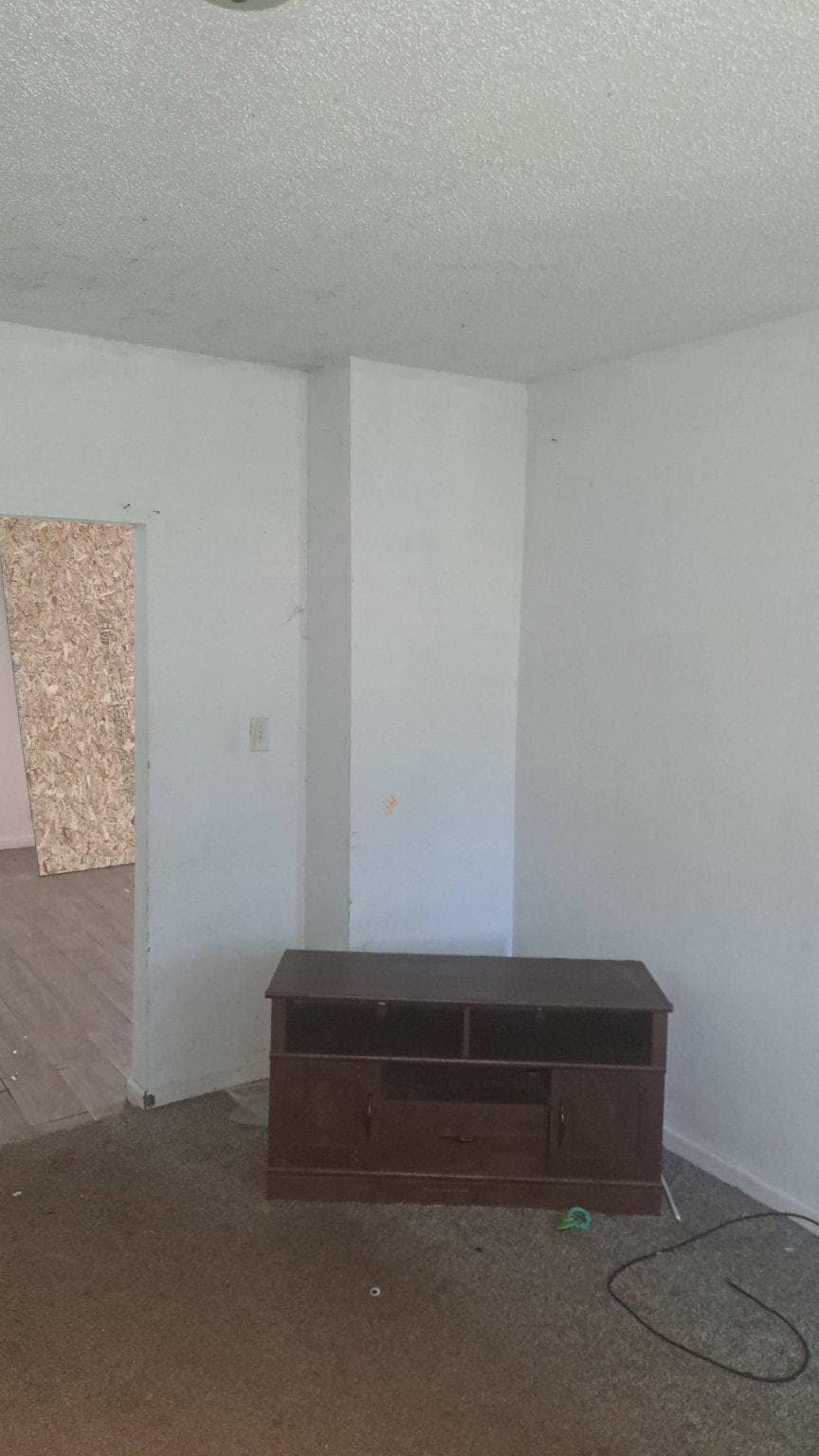 939 1/2 W 3rd Street photo 12