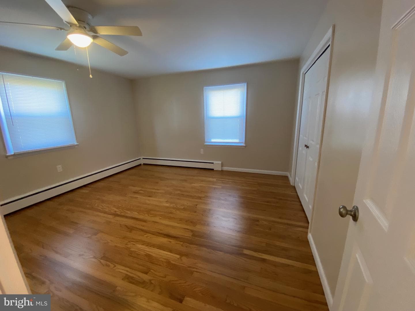 2086 Lincoln Way East E photo 17