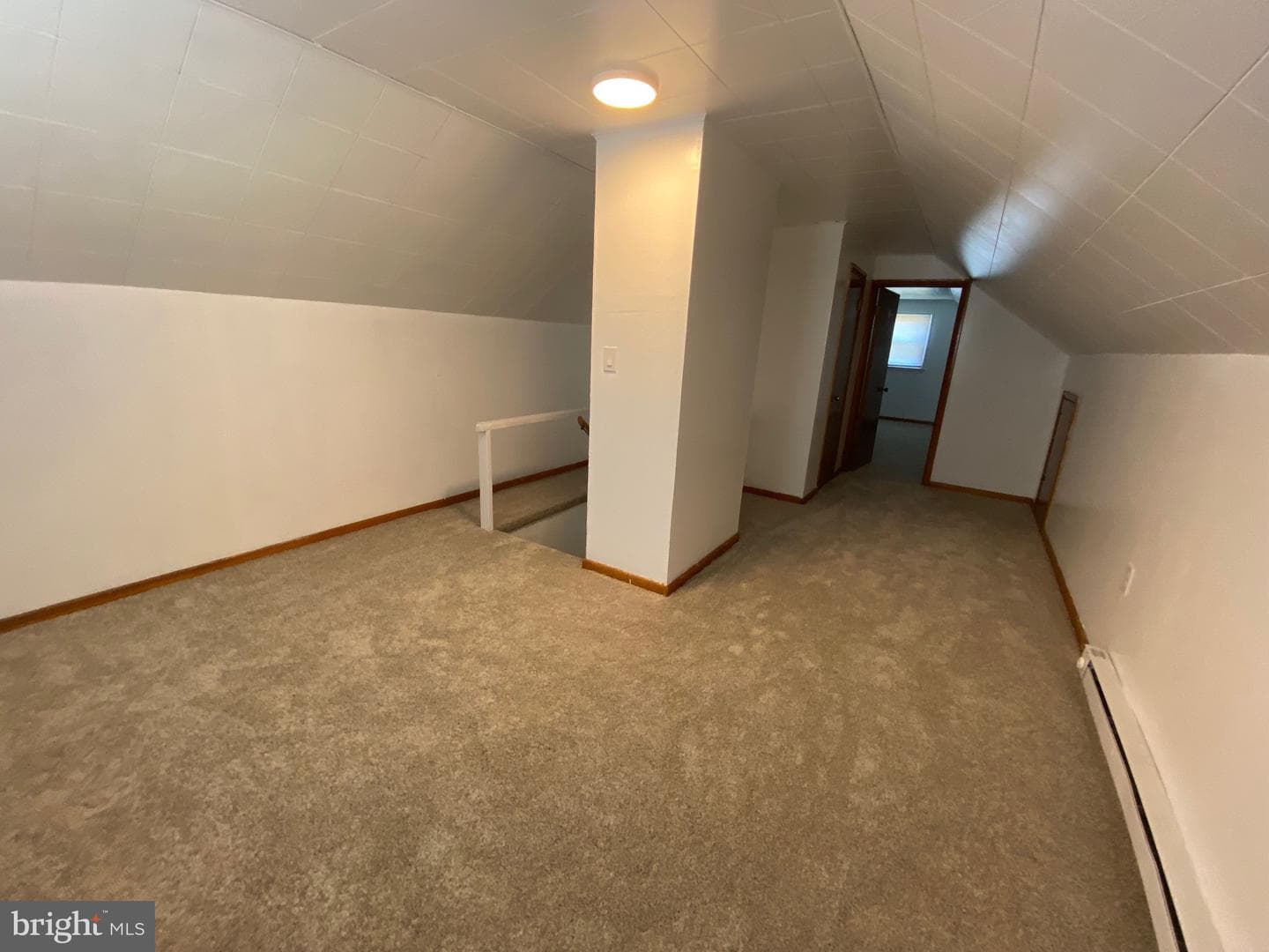 2086 Lincoln Way East E photo 26