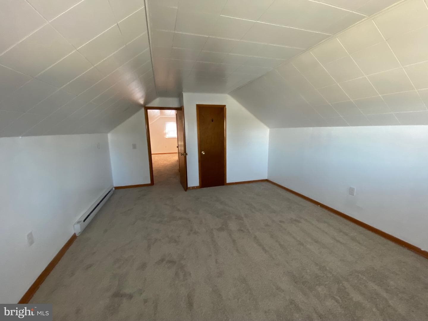 2086 Lincoln Way East E photo 28