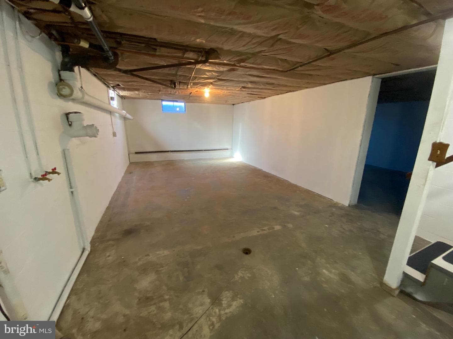 2086 Lincoln Way East E photo 31
