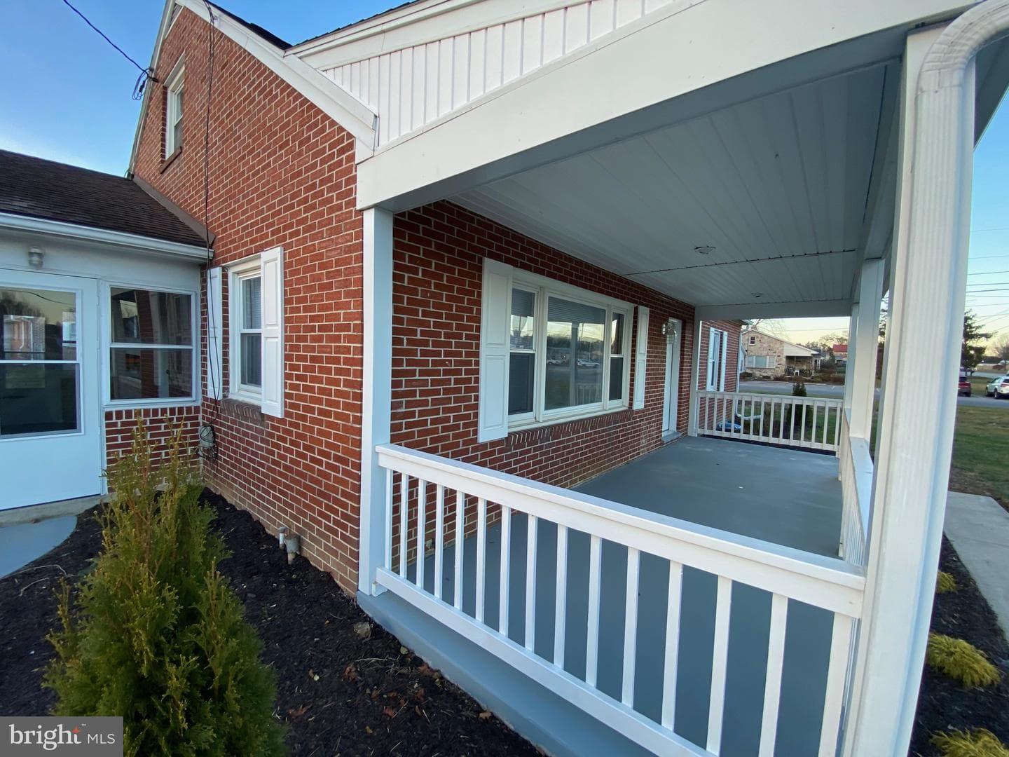 2086 Lincoln Way East E photo 5