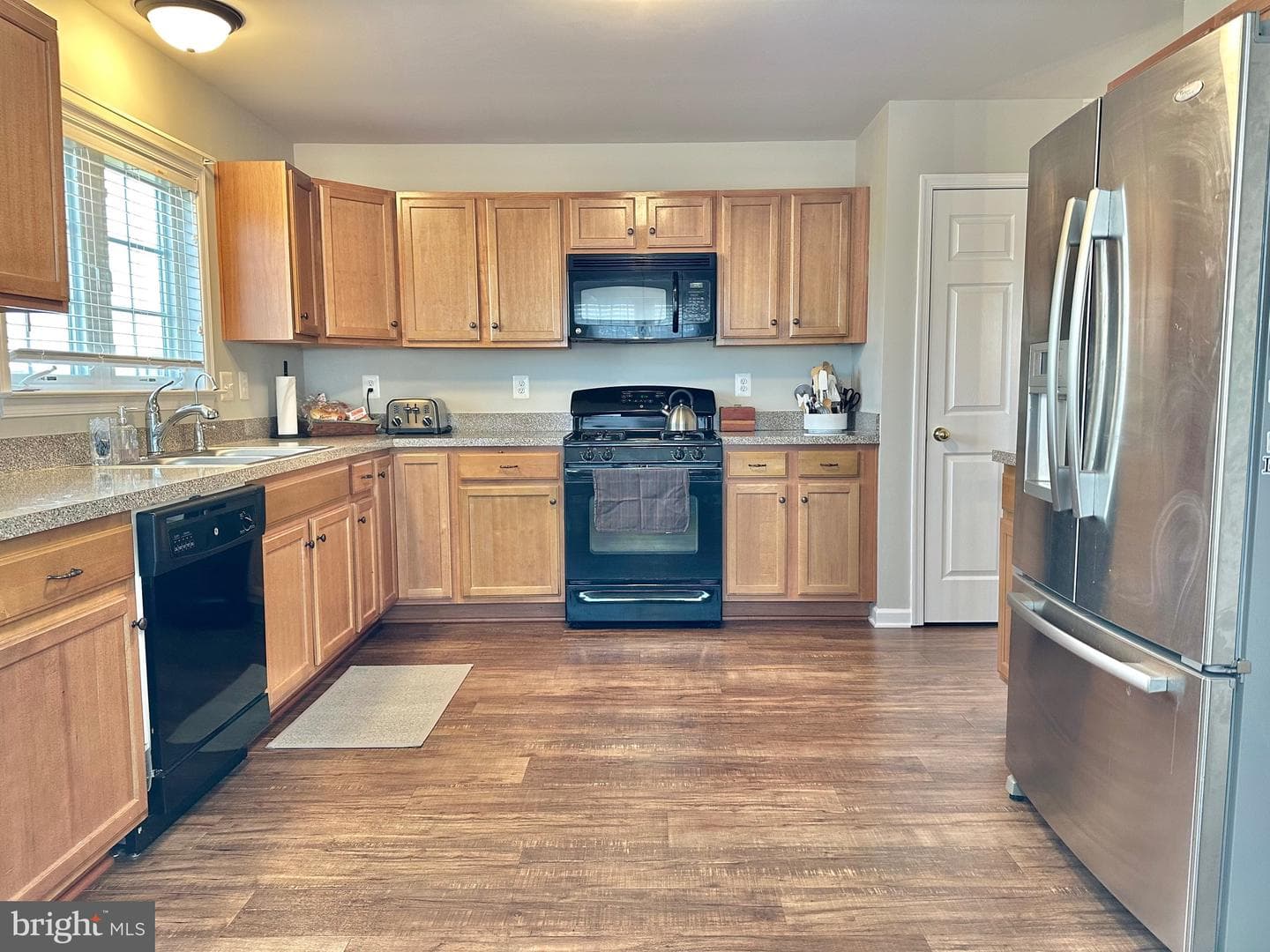1155 Briarbend Way photo 2