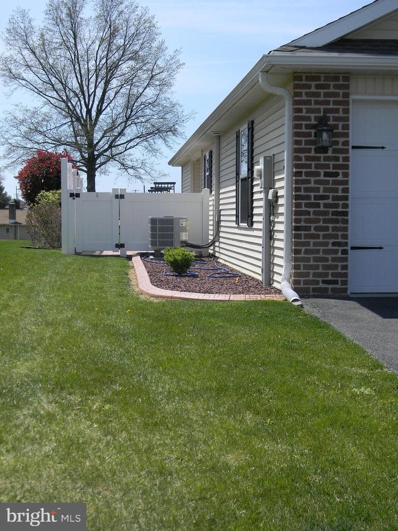 237 Park View Drive photo 3