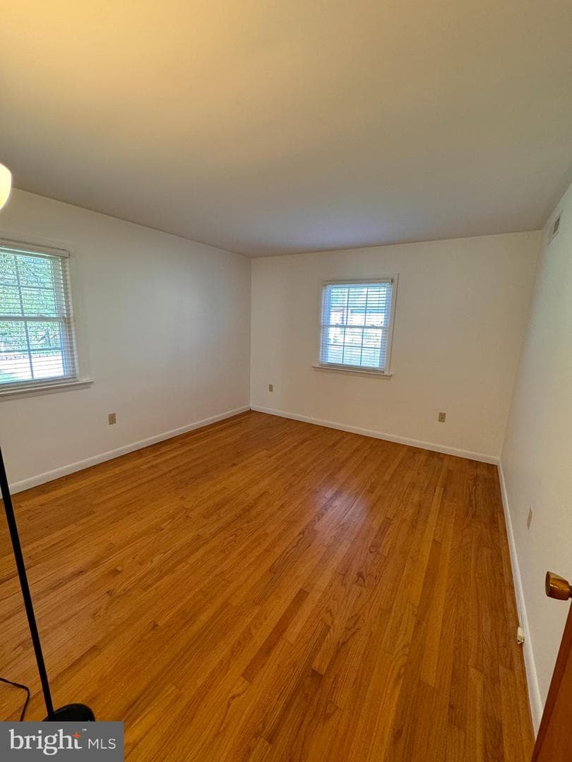 215 University Drive photo 6
