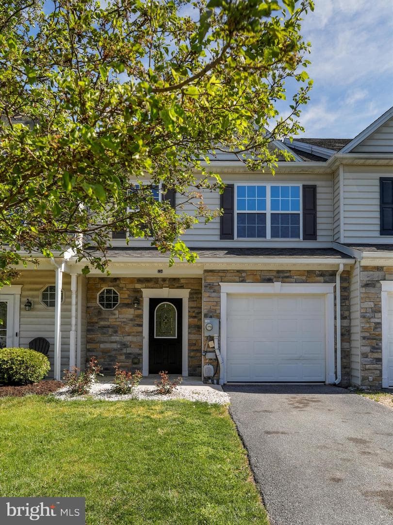 234 Whitley Dr. photo 2