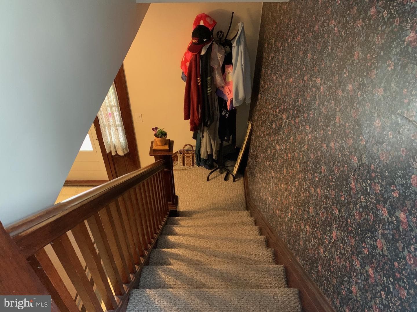 1328 Edgar Avenue photo 4