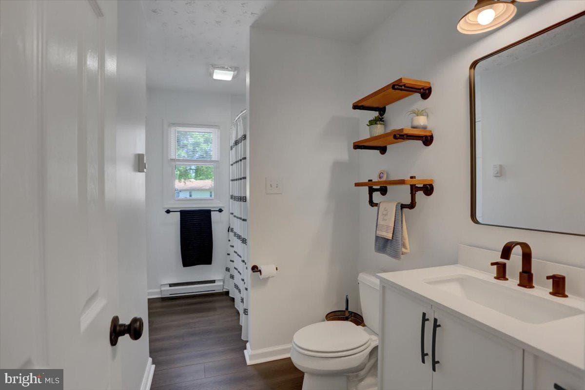 4631 Church Road photo 13