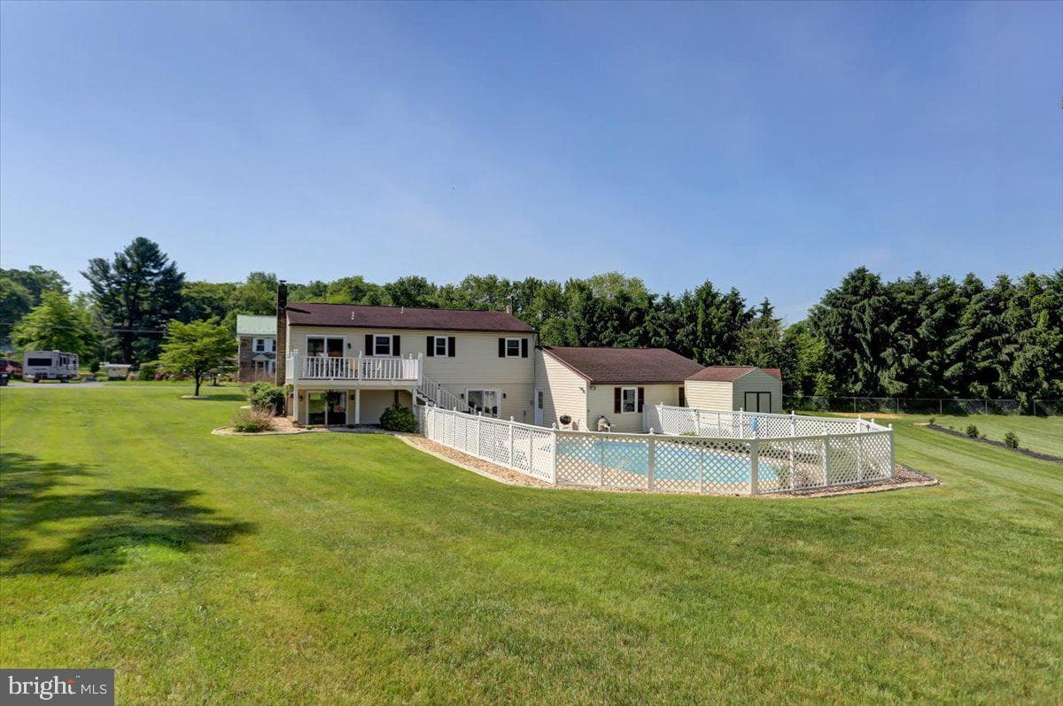 4631 Church Road photo 2