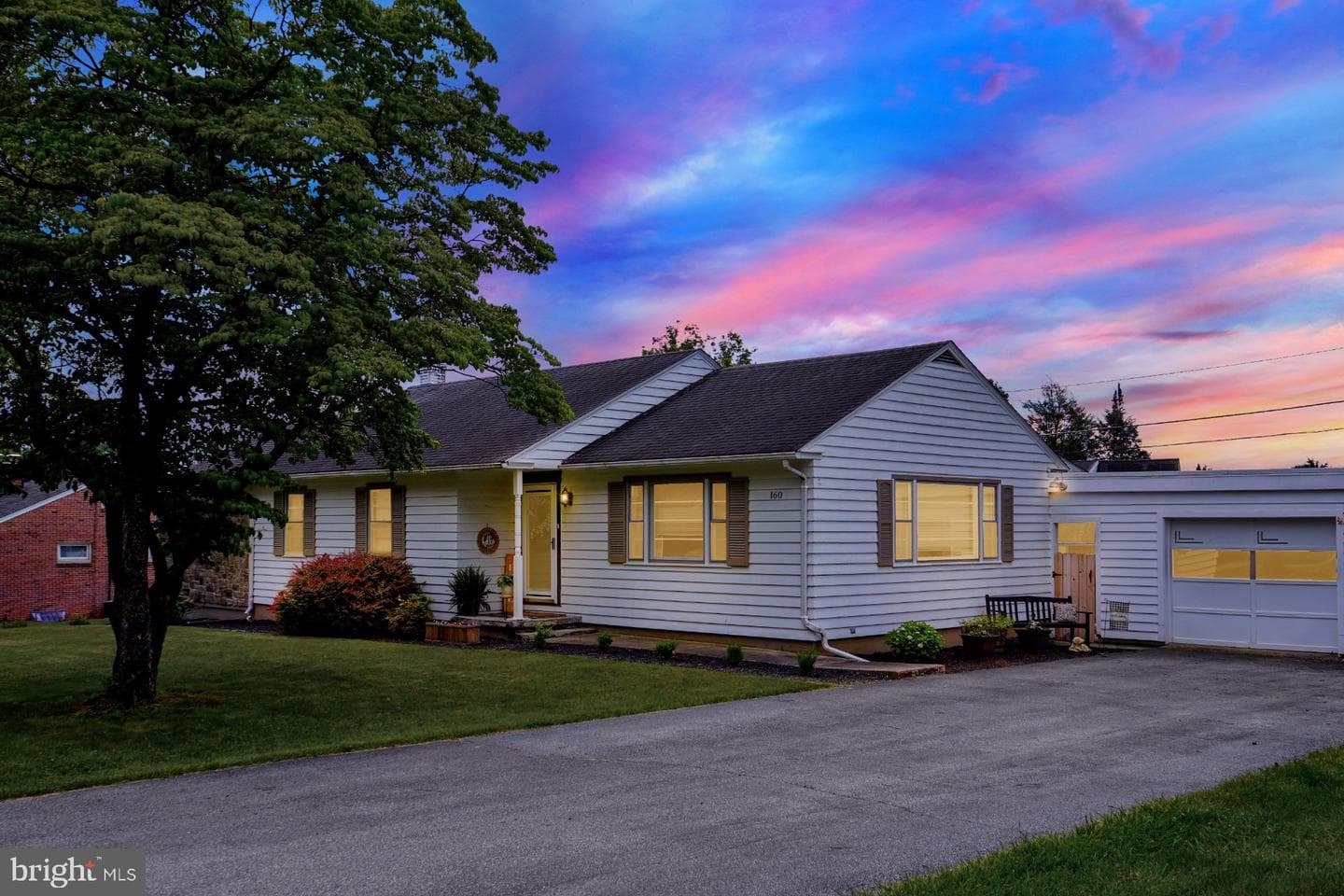 160 Highland Road photo 2