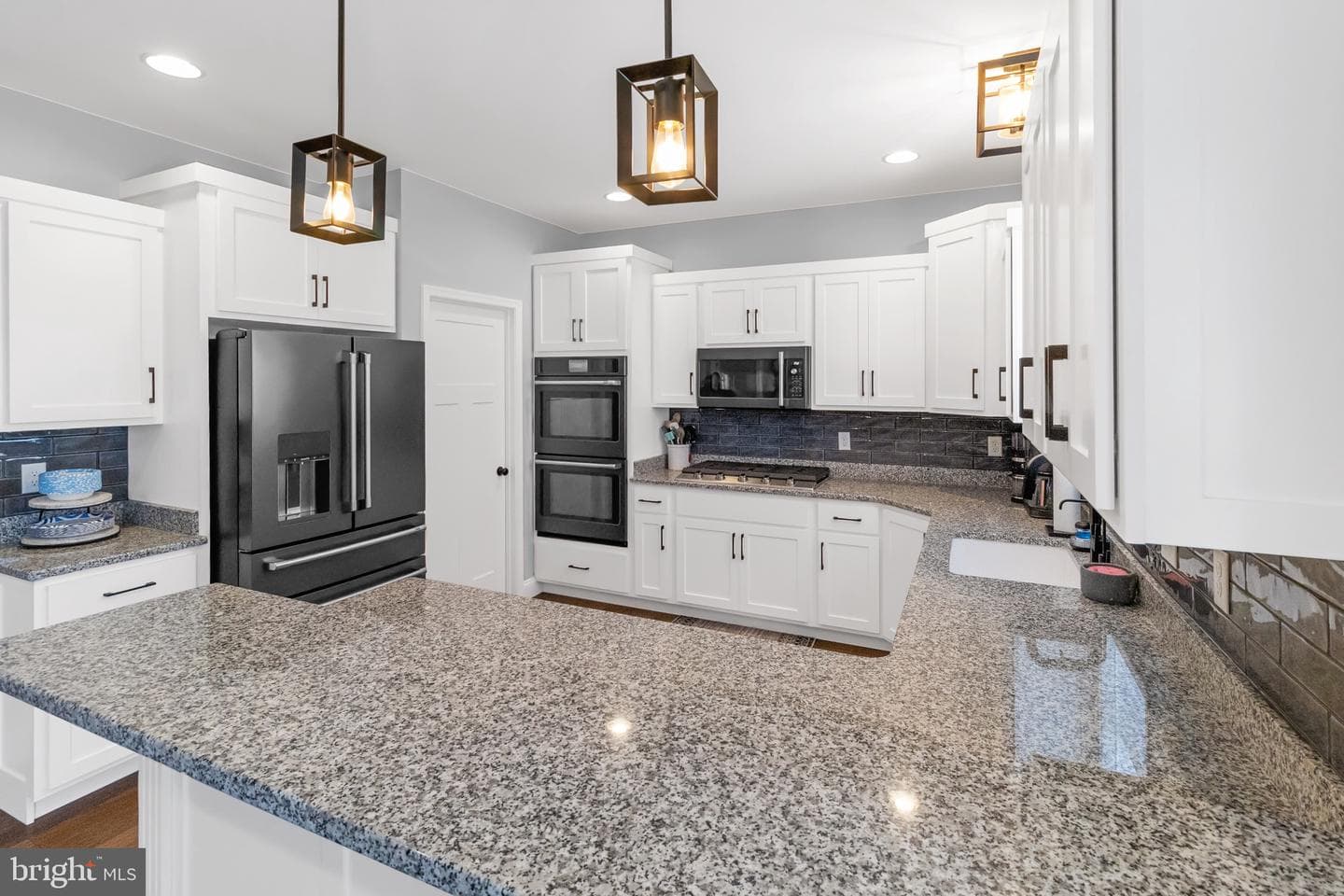 1072 Divinity Drive photo 9