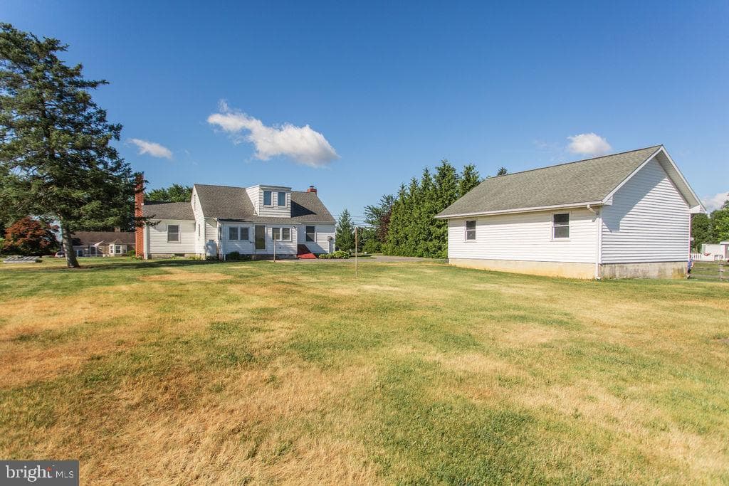 1581 Orrstown Road photo 10