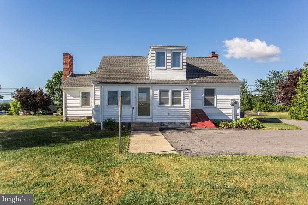 1581 Orrstown Road photo 9