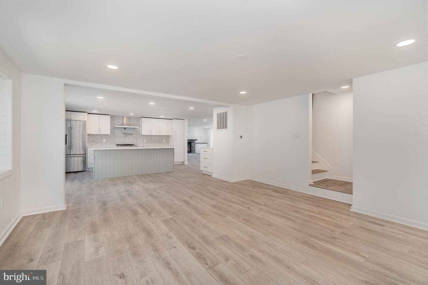 7185 Lincoln Way West photo 13
